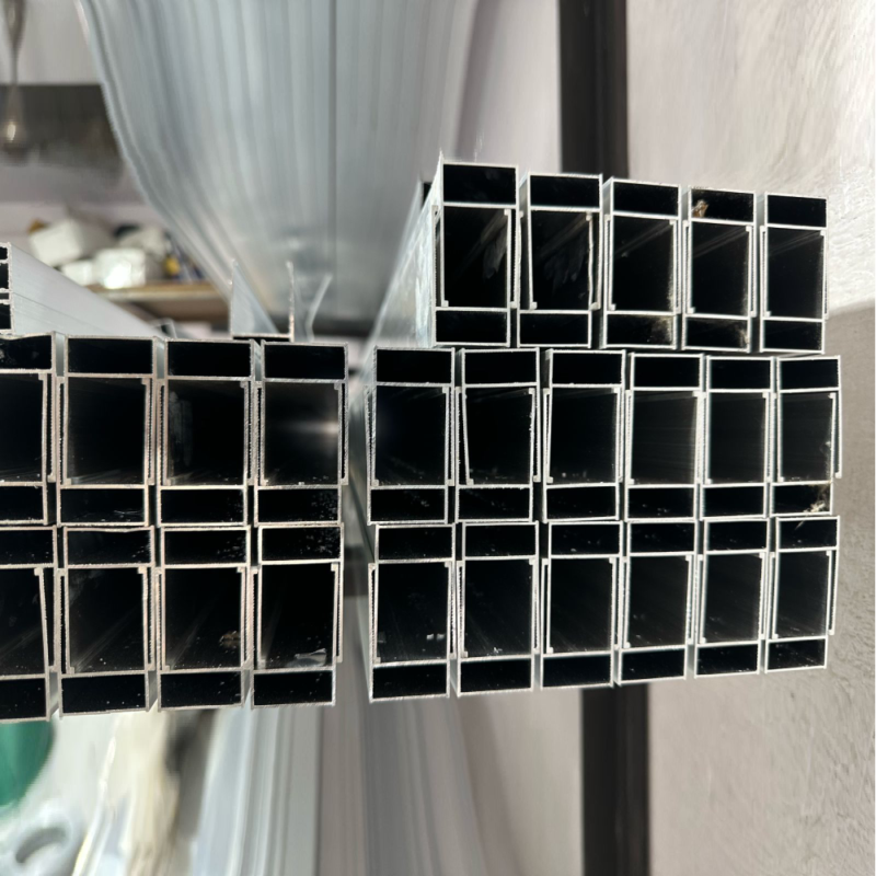 Aluminum Section Of Pleated Mesh