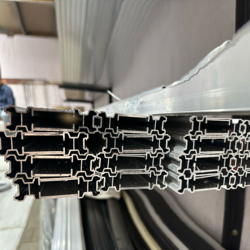Aluminum Section Of Pleated Mesh
